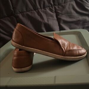 Time and Tru Women's Tan Loafers